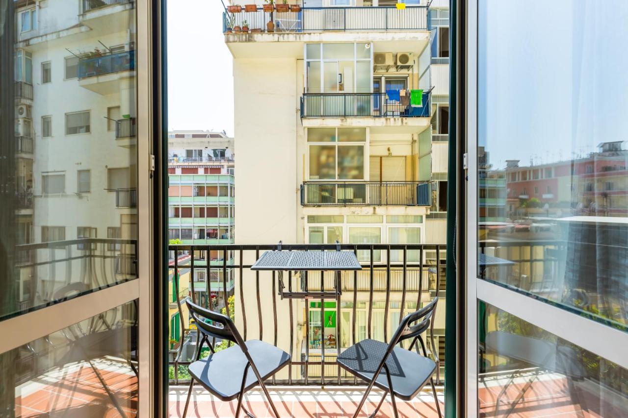 Stanzione Classy Flat At Vomero By Napoliapartments * Napoli