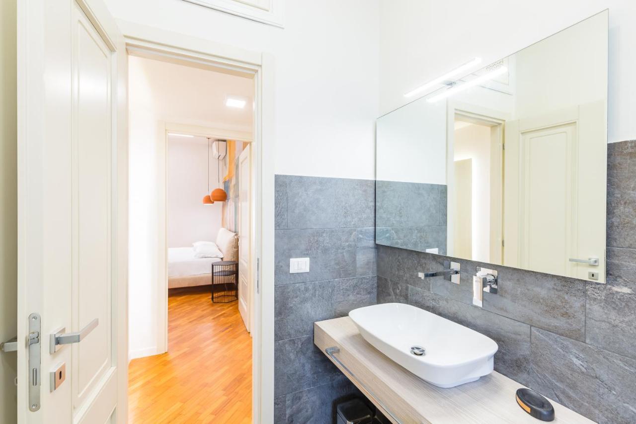 Stanzione Classy Flat At Vomero By Napoliapartments Appartamento