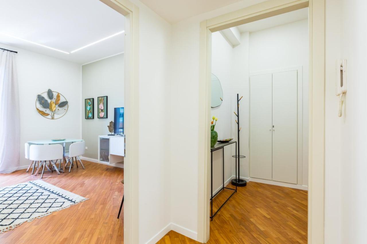 Stanzione Classy Flat At Vomero By Napoliapartments Appartamento Napoli